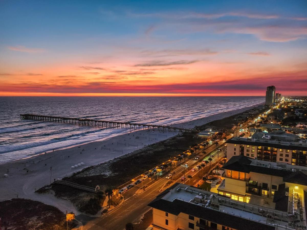 Calypso Resort And Towers #1806-3 By Book That Condo Panama City Beach Exterior photo